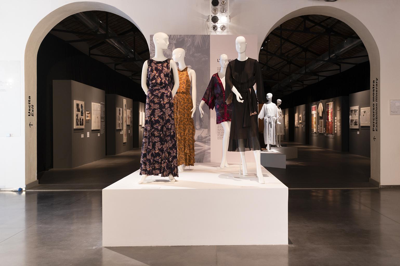 walter-albini-the-revolutionary-fashion-acrobat-at-the-museum