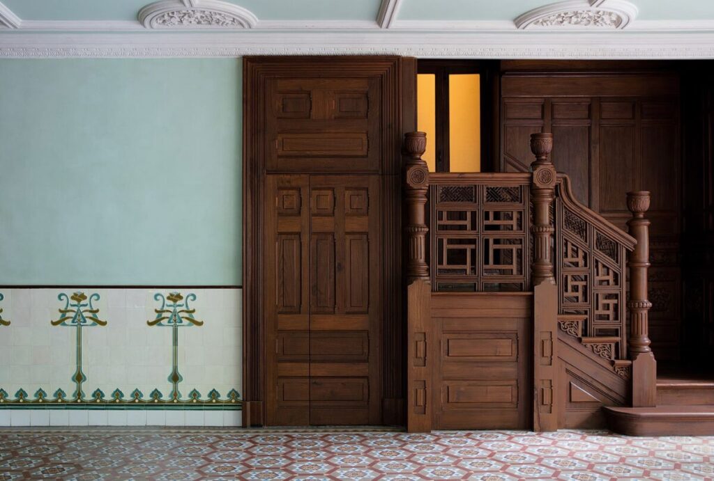 Prada Rong Zhai Shanghai 2017 interior detail wooden and ceramic