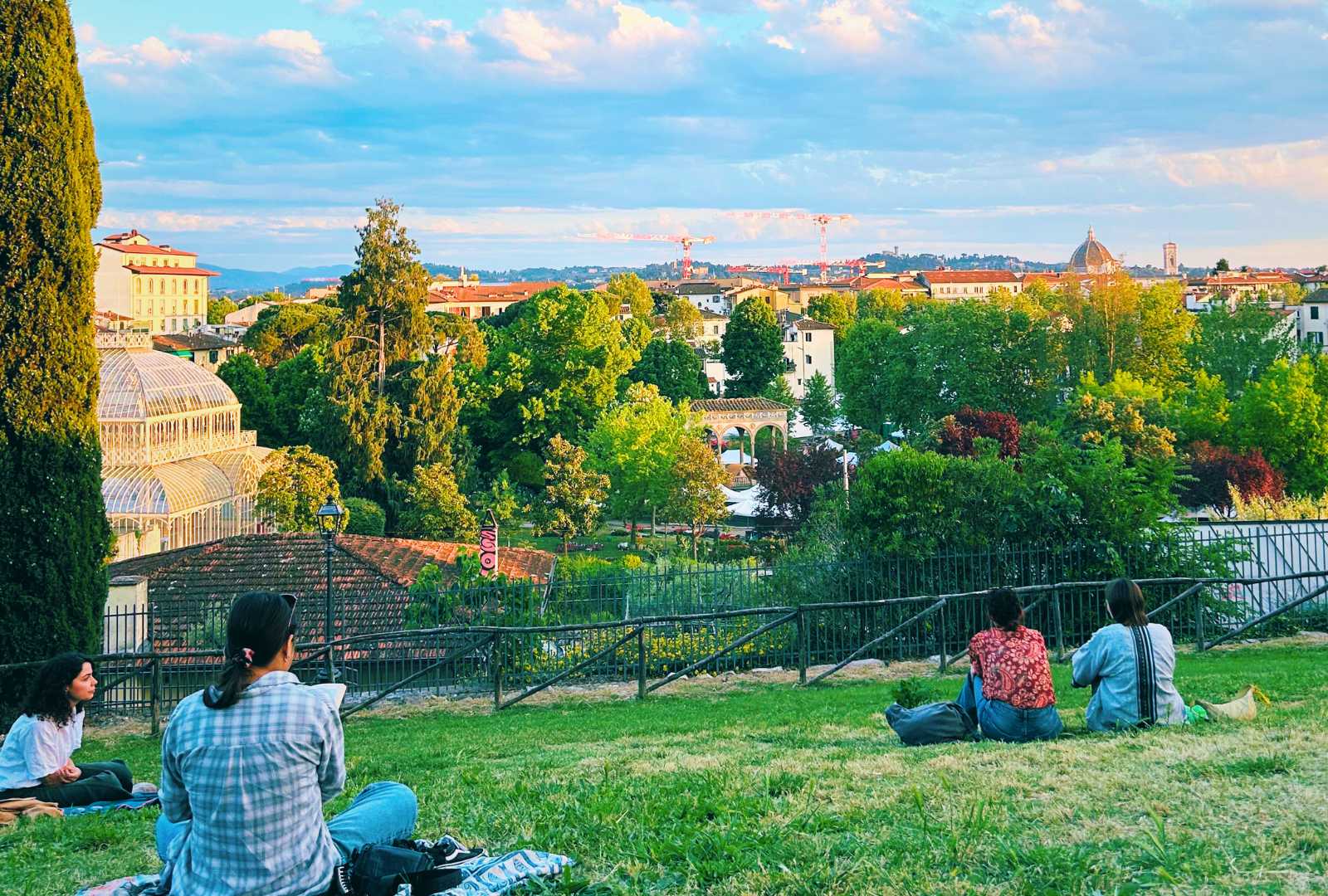 overtourism in florence, how to avoid it like a local