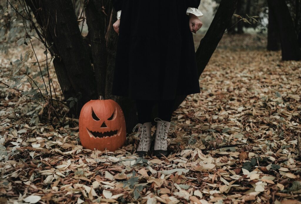 Vamp Romantic Beauty: 5 Movie and TV Looks to Steal for Halloween — and Every Day After